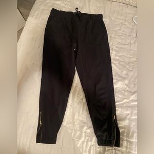 Albion Fit black Jetsetters size small